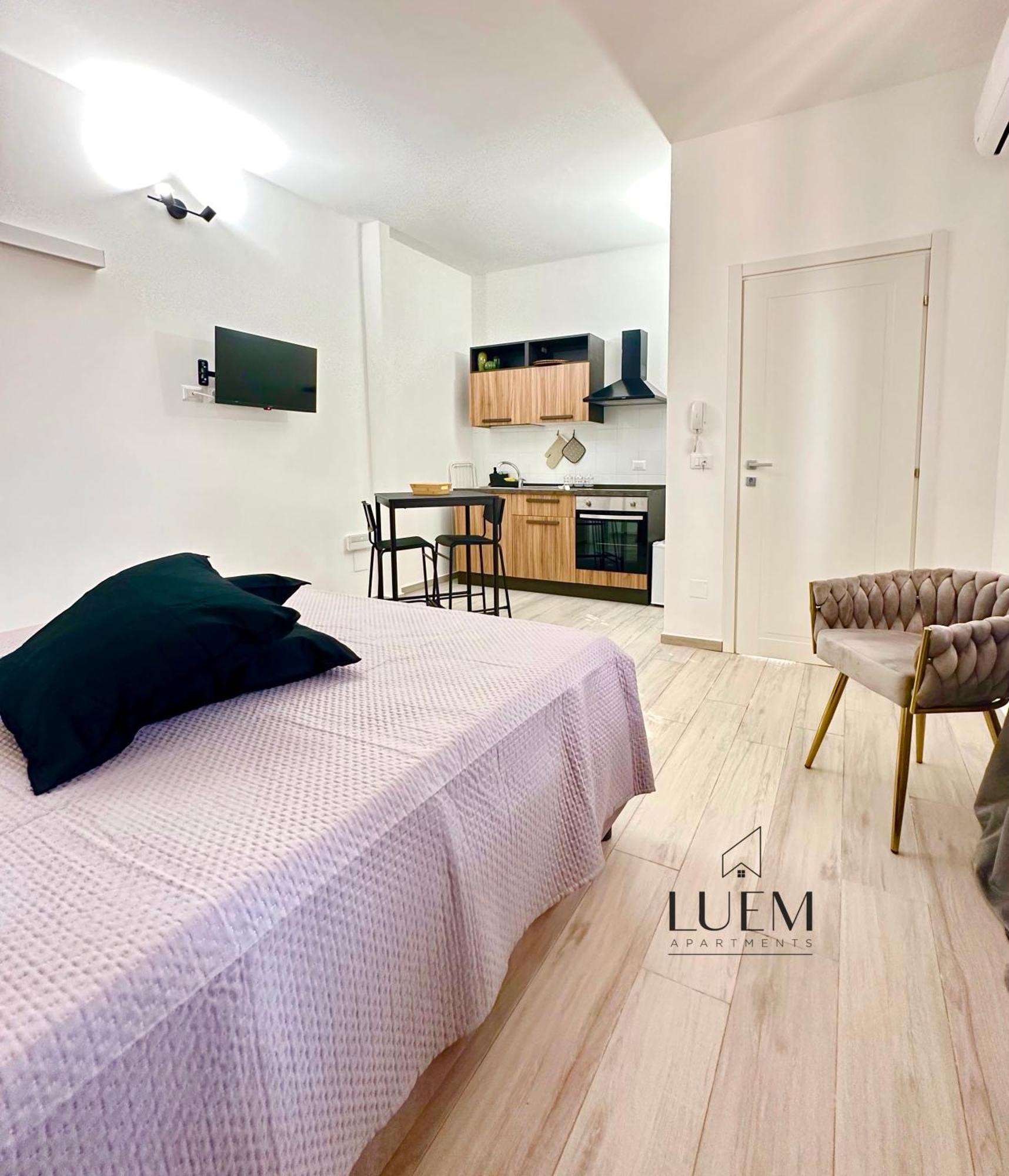 Luem * Lecce